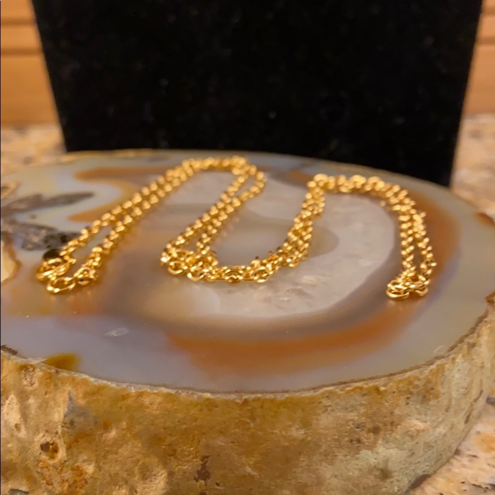 XxHold Xx Avon gold chain 24” - Picture 7 of 15